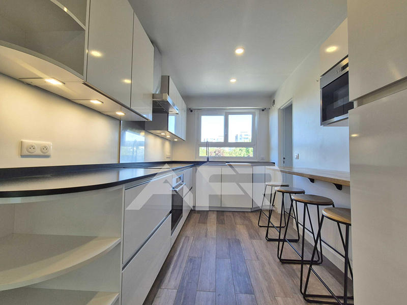 Appartement - 109 m² - 5 pièces