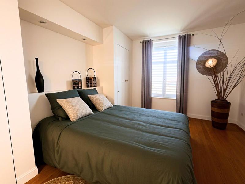 Maison - 180 m² - 5 pièces