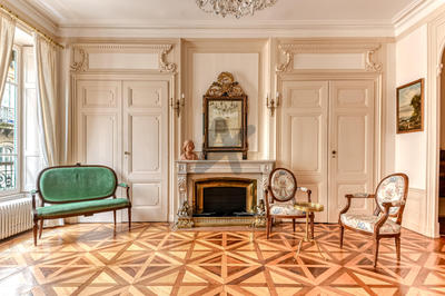 Appartement - 189 m² - 6 pièces