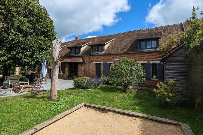 Maison - 283 m² - 7 pièces