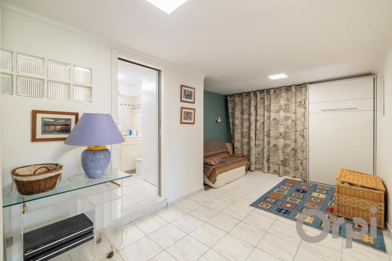 Villa - 190 m² - 6 pièces