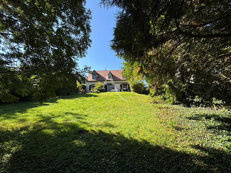 Maison - 163 m² - 7 pièces