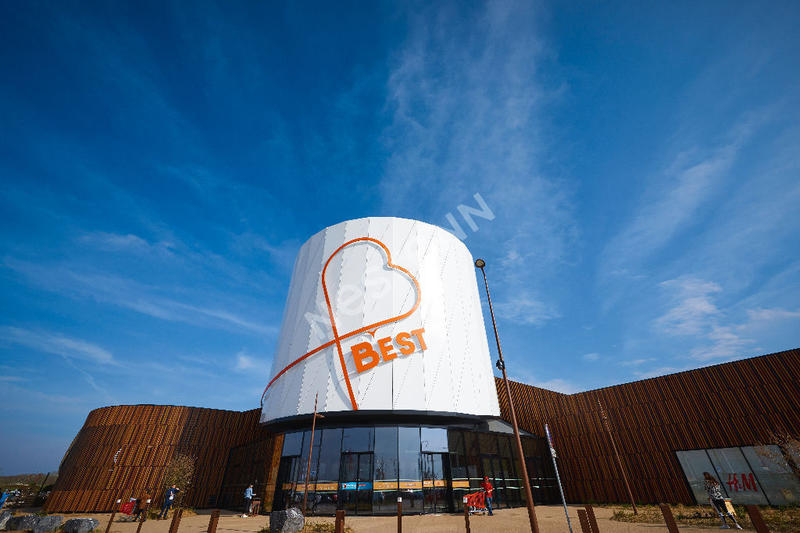 Local commercial - 181 m²