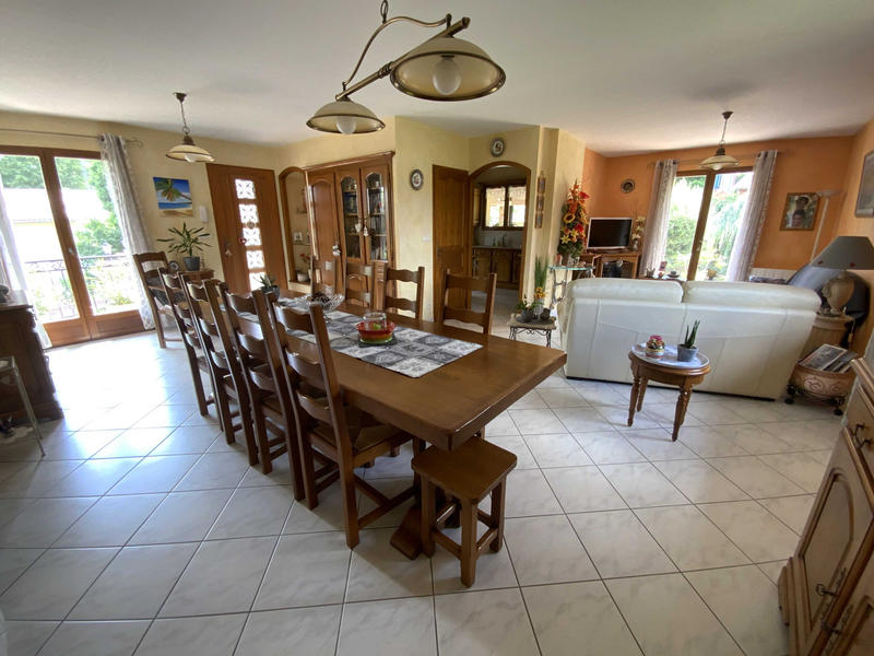 Maison - 146 m² - 7 pièces