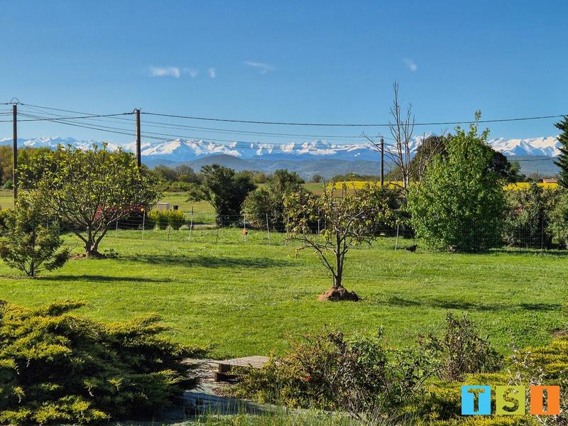 Maison - 200 m² - 5 pièces