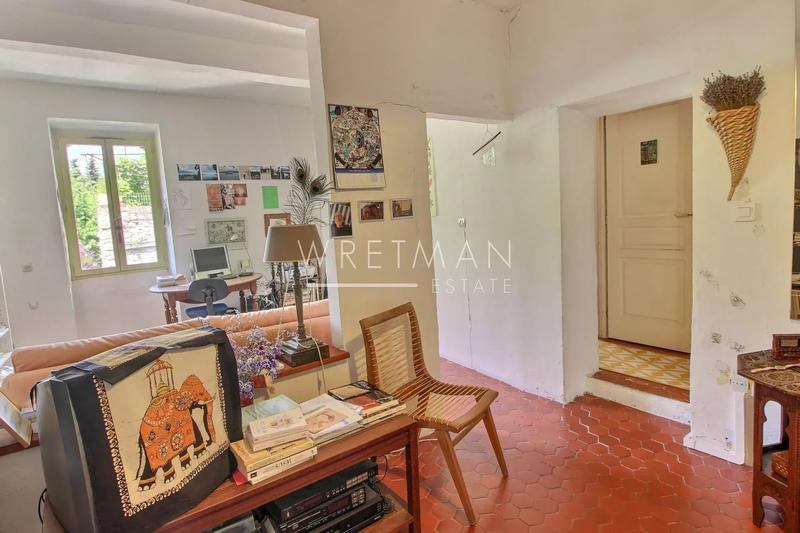 Appartement - 95 m² - 6 pièces