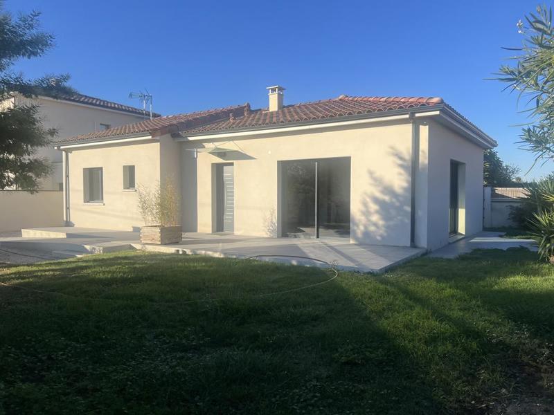 Maison - 92 m² - 4 pièces