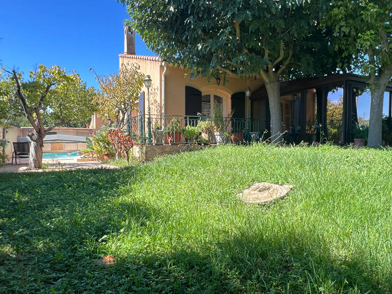 Maison - 180 m² - 6 pièces