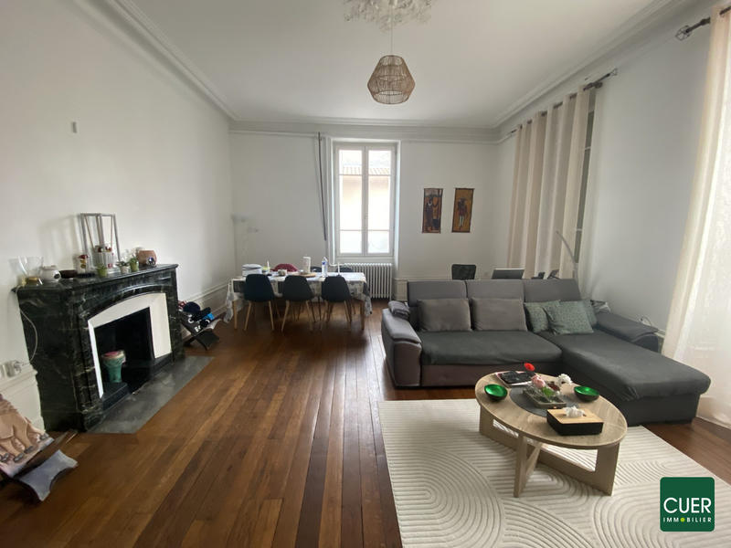 Appartement - 119 m² - 4 pièces