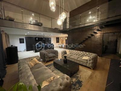 Immeuble - 240 m² - 6 pièces