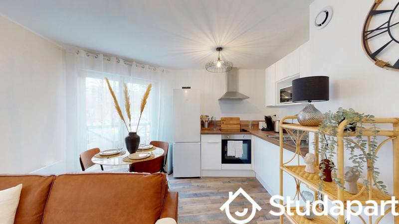 Chambre - 10 m² - 1 pièce