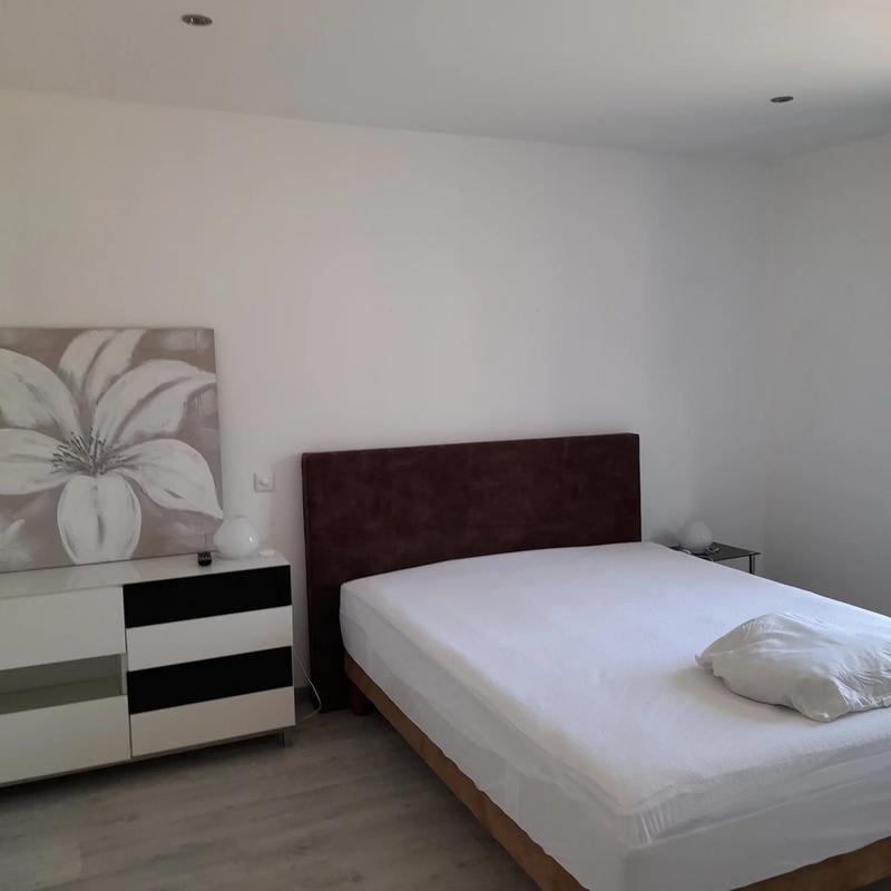 Maison traditionnelle - 110 m² - 8 pièces