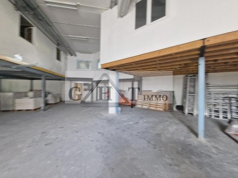 Entrepôt - 580 m²
