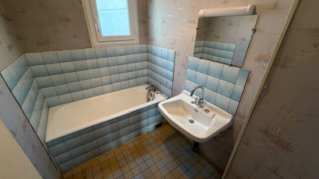 Maison - 83 m² - 5 pièces