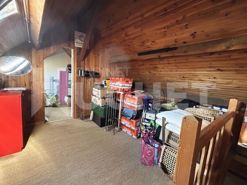 Maison - 170 m² - 8 pièces