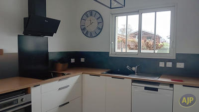 Maison - 89 m² - 4 pièces