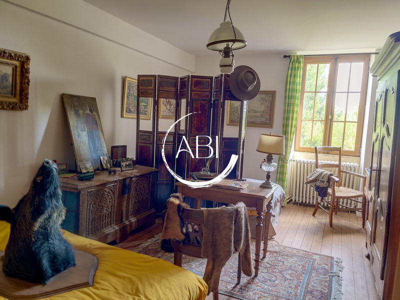 Maison ancienne - 172 m² - 6 pièces