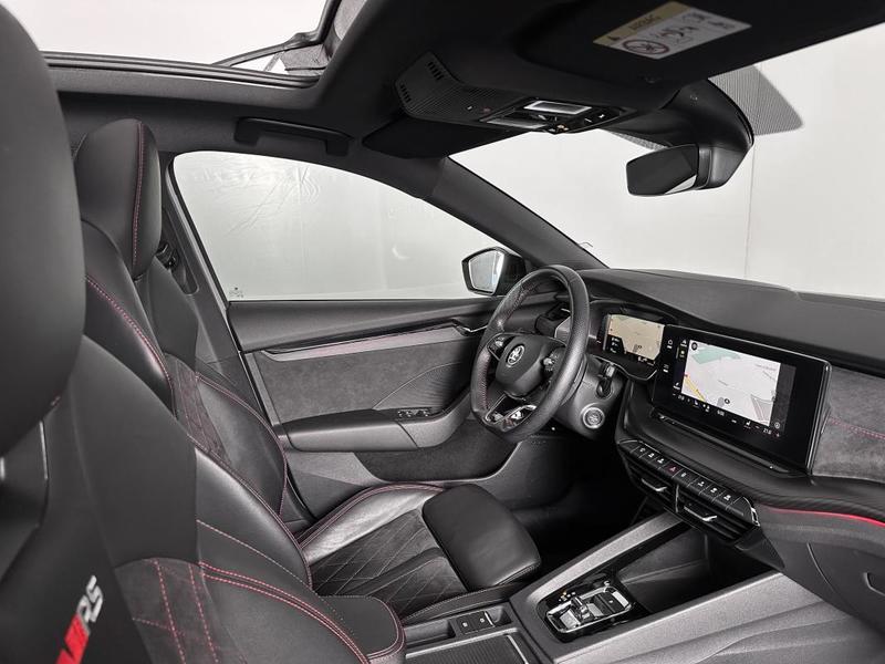 Skoda Octavia Combi IV Rs 245ch Hybride Toit Ouvrant Cuir Chauff Ja19 Carplay Camera Hud Hifi Canton