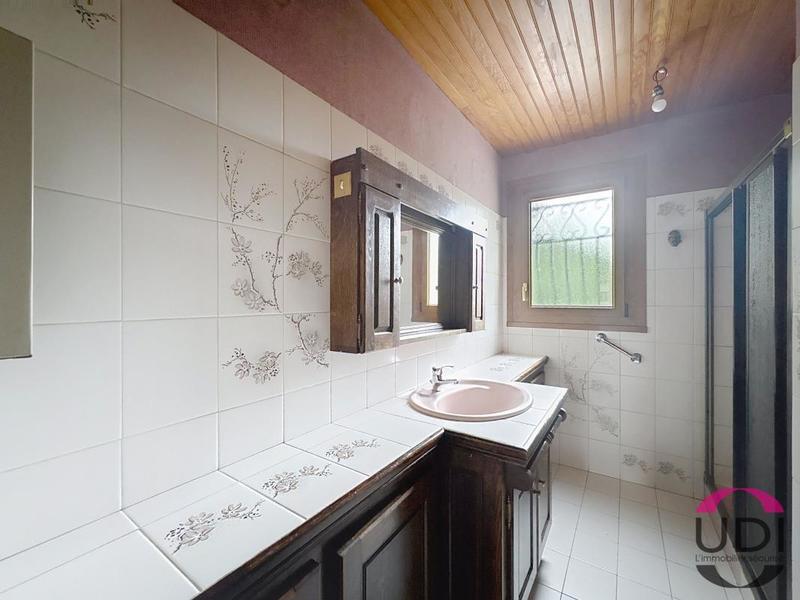 Maison - 167 m² - 8 pièces