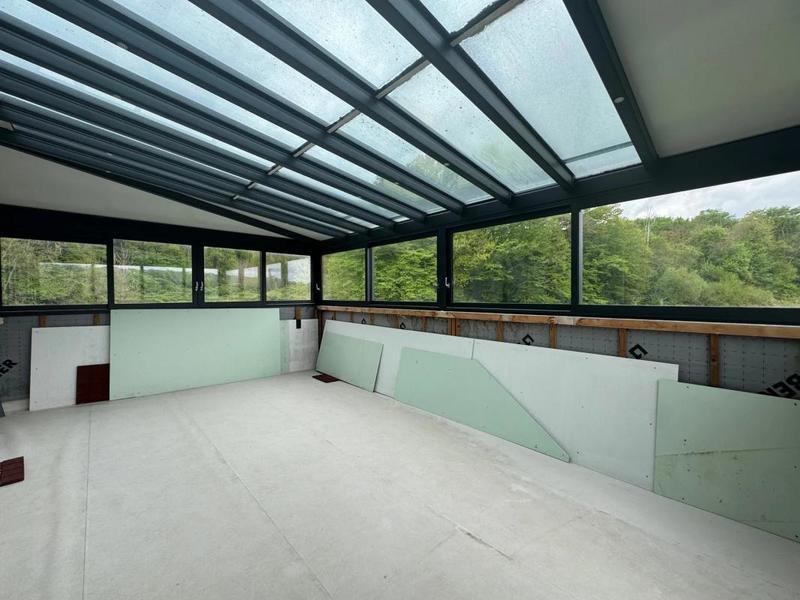 Maison - 210 m² - 7 pièces