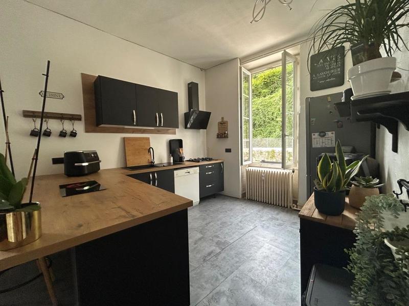 Appartement - 136 m² - 4 pièces