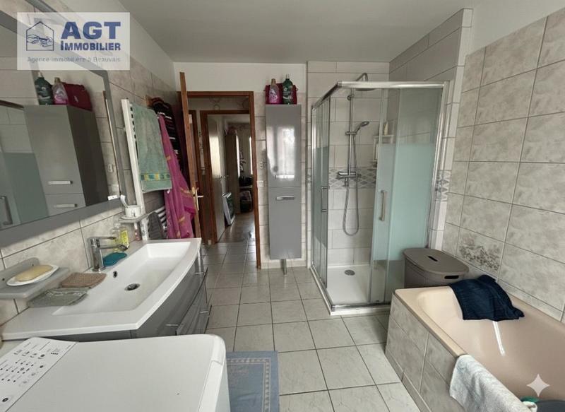 Pavillon - 105 m² - 6 pièces