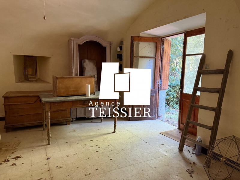 Maison - 100 m² - 2 pièces