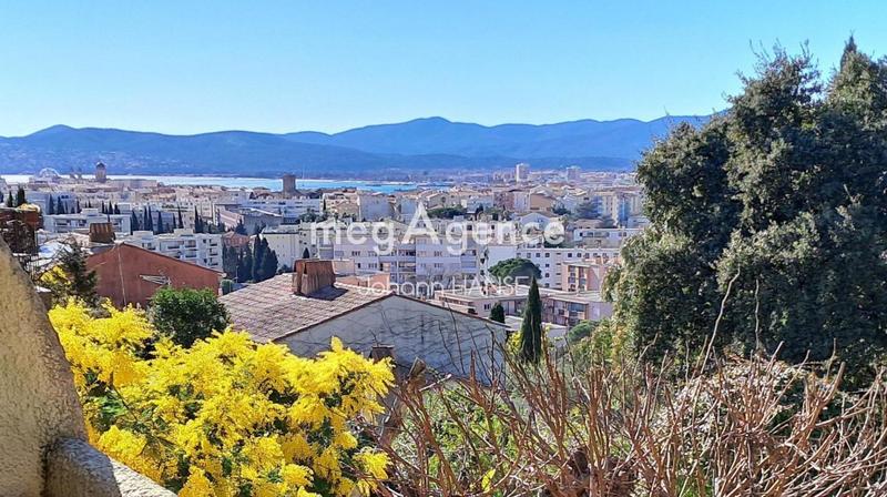 Maison - 101 m² - 4 pièces