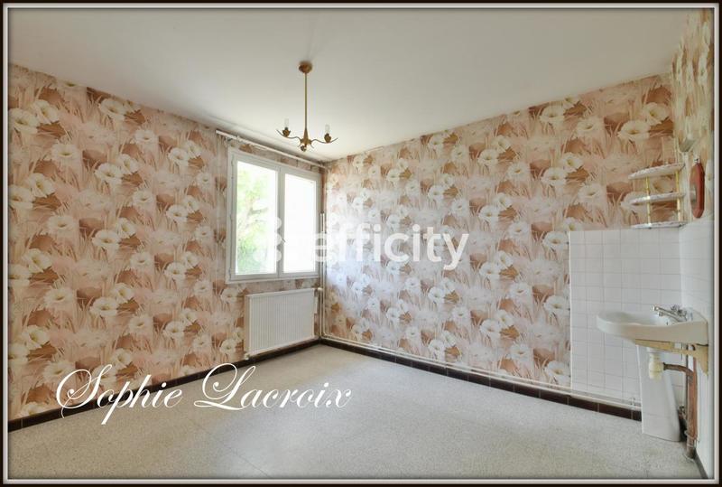 Maison - 93 m² - 5 pièces