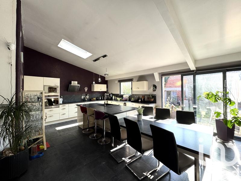 Maison - 190 m² - 4 pièces