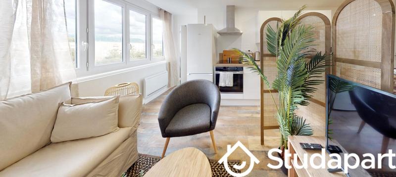 Chambre - 11 m² - 1 pièce