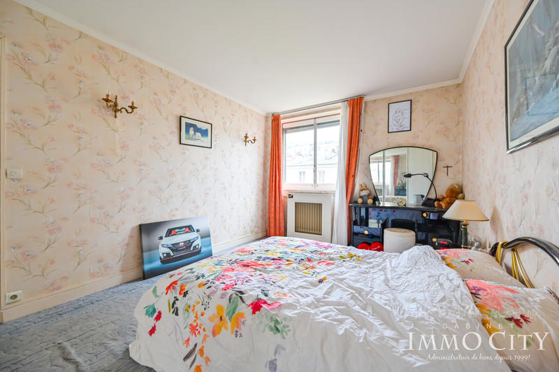Appartement - 85 m² - 4 pièces