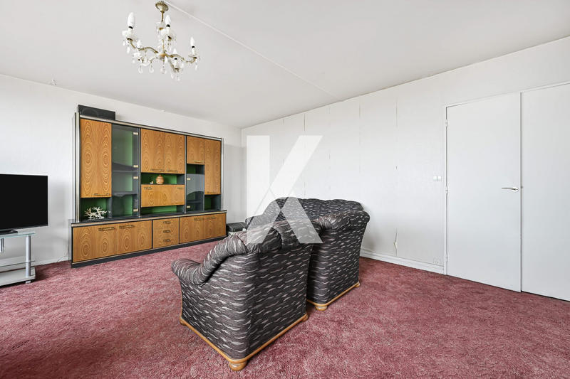 Appartement - 93 m² - 5 pièces