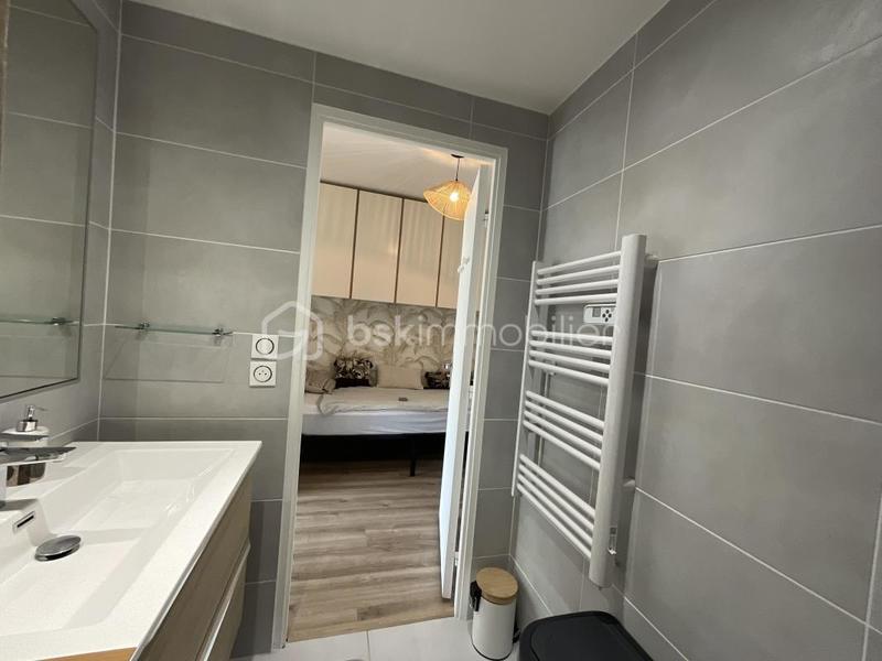 Studio - 24 m² - 1 pièce