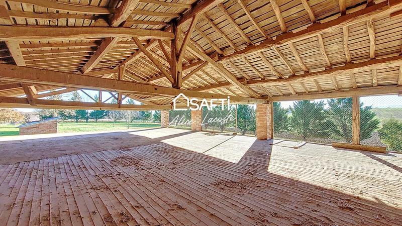 Maison - 138 m² - 5 pièces