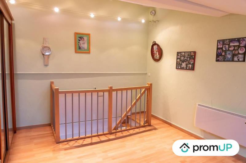 Appartement - 120 m² - 6 pièces