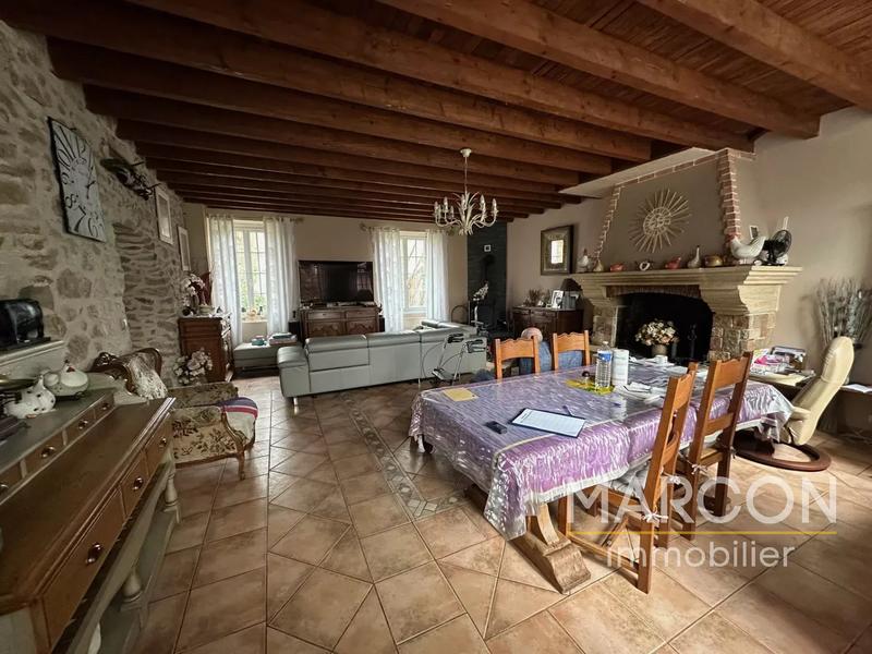 Maison de village - 197 m² - 6 pièces