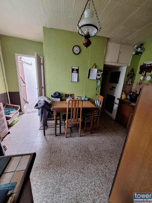 Maison - 98 m² - 6 pièces