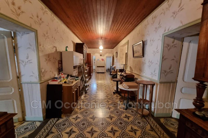 Maison - 260 m² - 8 pièces