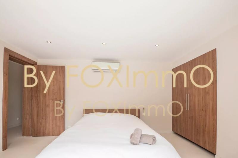 Maison - 346 m² - 7 pièces