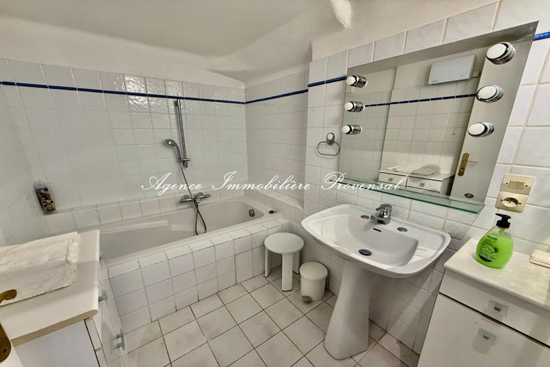 Maison - 130 m² - 2 pièces