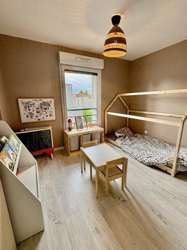 Maison - 84 m² - 6 pièces