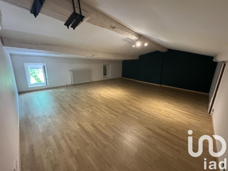 Maison - 250 m² - 5 pièces