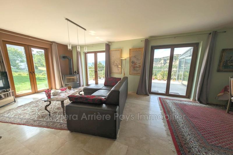 Maison - 142 m² - 5 pièces