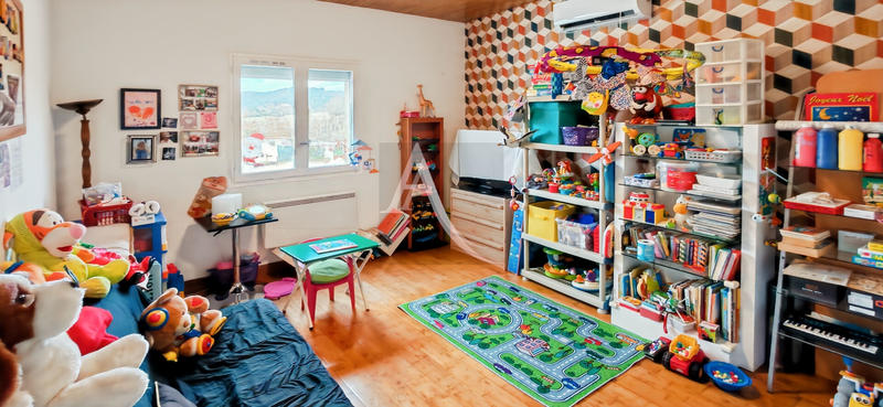 Maison - 113 m² - 5 pièces