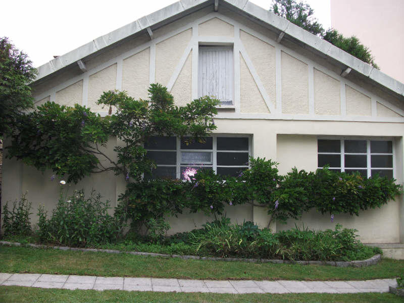 Maison - 230 m² - 10 pièces