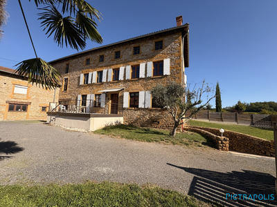 Maison ancienne - 247 m² - 13 pièces