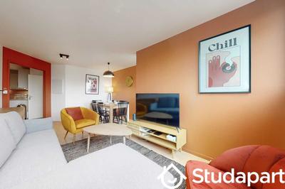 Chambre - 9 m² - 1 pièce