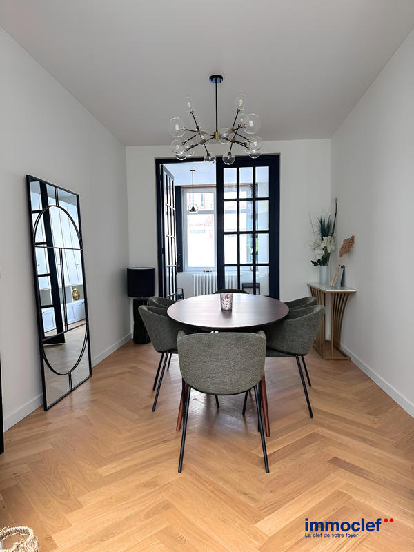 Maison - 135 m² - 5 pièces