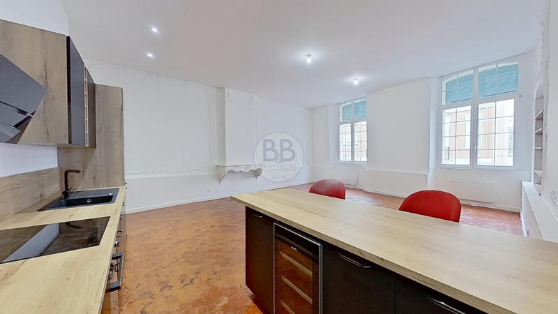 Appartement - 91 m² - 3 pièces